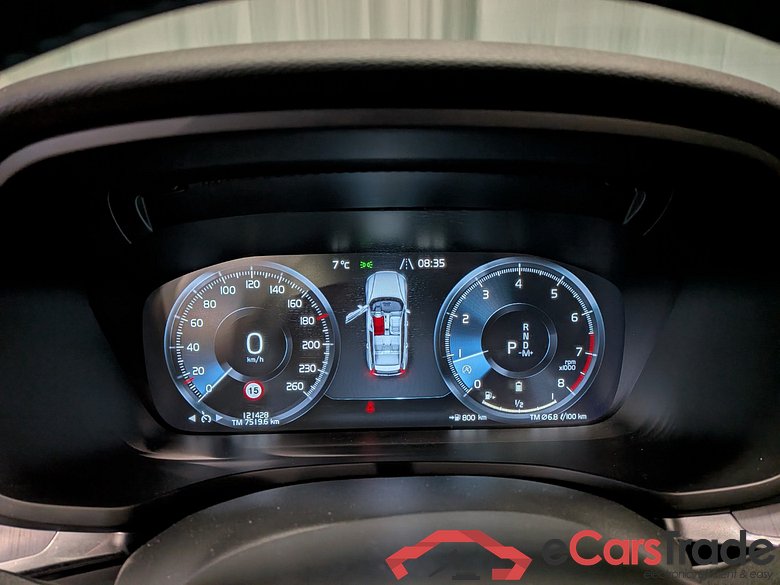 VOLVO V60 2.0 B3 Mom. Adv. #6