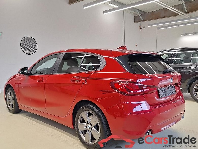 BMW 118d Aut. Pano LED-Xenon LC-Pro Navi KeylessGo Camera Klima PDC ... #4