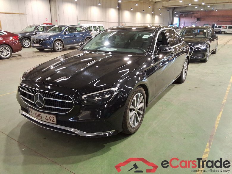 MERCEDES-BENZ E-CLASS BERLINE 1.6 E 200 D AUTO