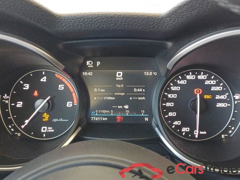 ALFA ROMEO STELVIO / 2017 / 5P / SUV 2.2 TURBO DIESEL 190CV BUSINESS AT8 Q4 #4