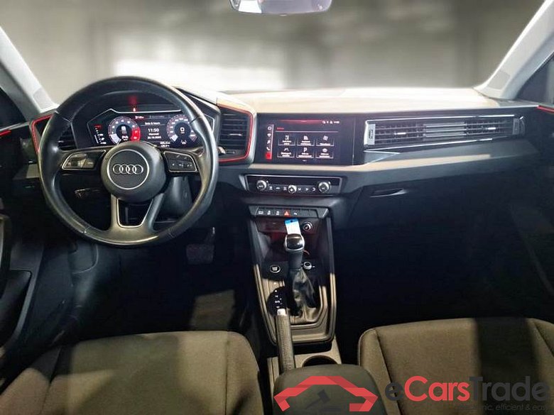 AUDI A1 CITYCARVER / 2018 / 5P / BERLINA 35TSI S TRONIC CITYCARVER ADMIRED #3