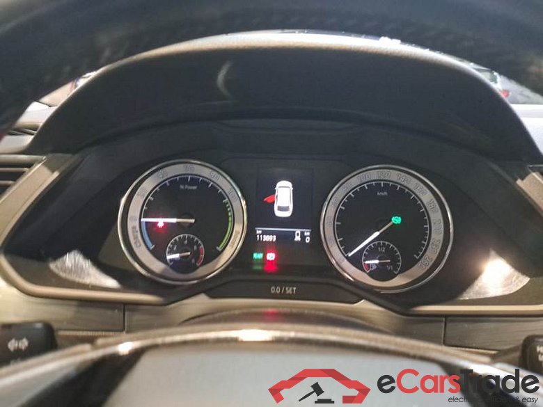 SKODA SUPERB WAGON / 2019 / 5P / STATION WAGON 1.4 TSI PLUG-IN HYBRYD EXECUTIVE DSG #4