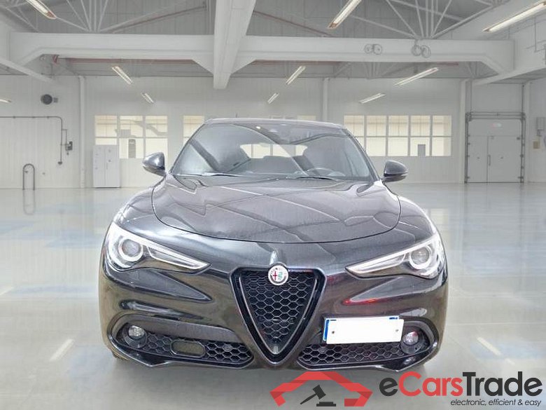 ALFA ROMEO STELVIO / 2017 / 5P / SUV 2.2 TURBO DIESEL 210CV VELOCE AT8 Q4 #6