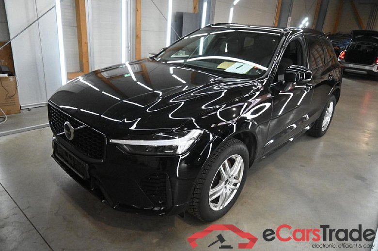 XC60 R Design 2WD 2.0 B4 145KW AT8 E6d #1