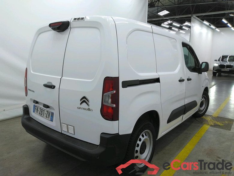 CITROEN Berlingo / 2018 / 4P / Fourgonnette M 1000kg PureTech 110 S&S BVM6 Driver #3