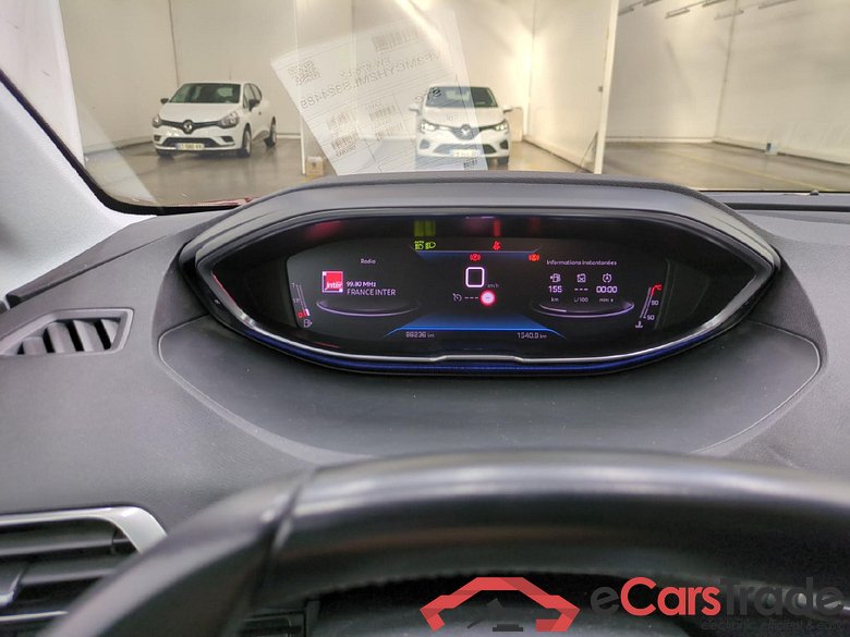 5008 Allure Pack 1.5 HDi 130CV BVM6 7 Sieges E6d #6