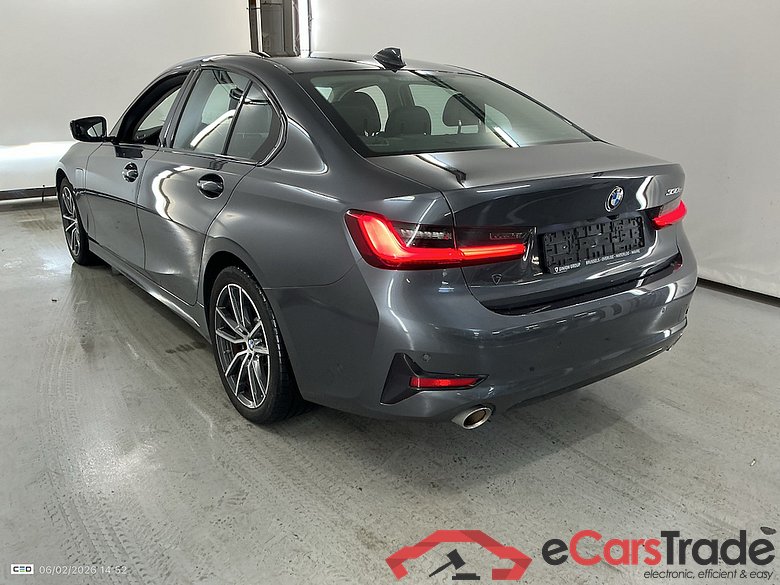 BMW 3-serie 2.0 330E (135KW) BERLINE #3