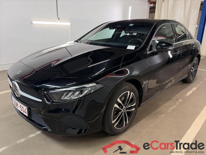 Mercedes A-Klasse Limousine A-Klasse Limousine A 250 e Business Line (PHEV) 160kW/218pk  4D/P Auto-7