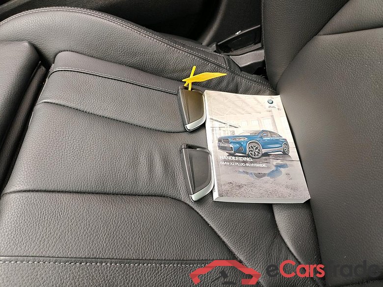 BMW X2 xDrive25e M Sport + Pano #4