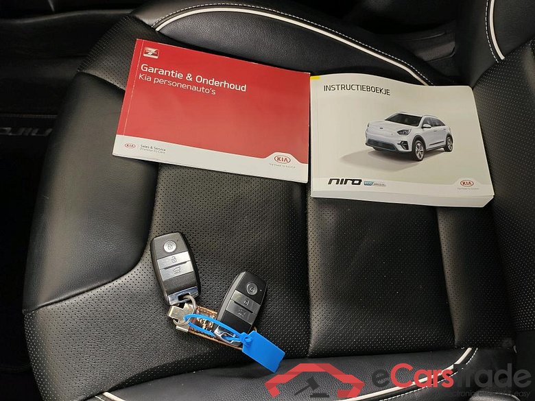 Kia e-Niro 64kWh ExecutiveLine 5d #4
