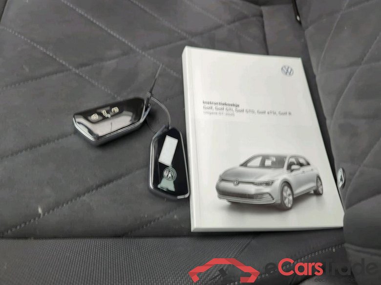 Volkswagen Golf 1.0 TSI 81kW Life Business 5d #4