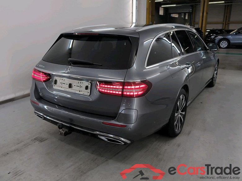 MERCEDES-BENZ E-CLASS BREAK 2.0 E 300 DE AUTO LUXURY LINE #4