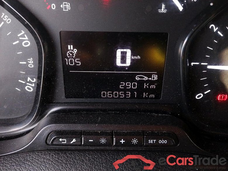 PEUGEOT Expert / 2016 / 4P / furgón Furgón Premium 1.5 BlueHDi 100 Standard (AC) #5