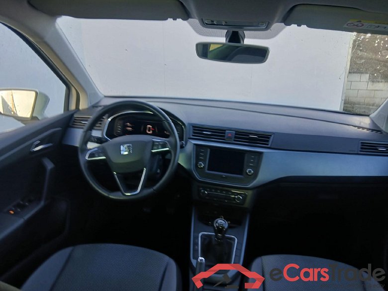 SEAT Arona / 2017 / 5P / todoterreno 1.0 TSI 70kW (95CV) Style Edition Eco (CX) #3