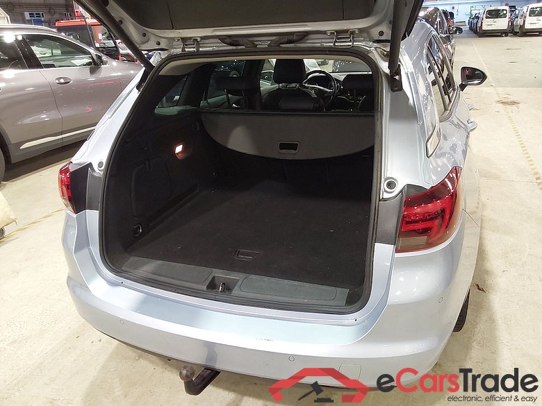 OPEL ASTRA SPORTS TOURER DIESEL - 2 1.6 CDTi ECOTEC D Innovation S-S (EU6.2) STOCK #3