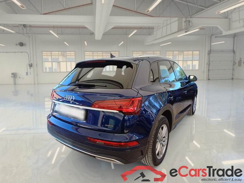 AUDI Q5 / 2020 / 5P / SUV 50 TFSI E BUSINESS QUATTRO S TRONIC #2
