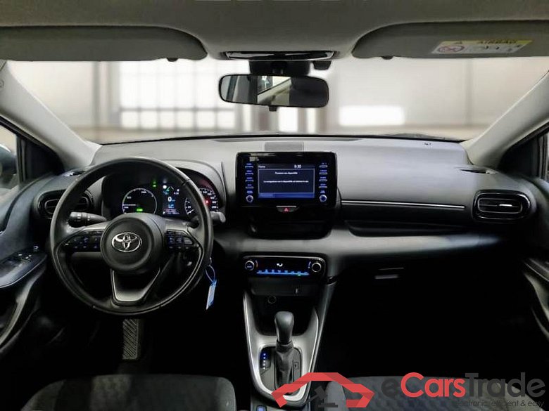 TOYOTA YARIS / 2020 / 5P / BERLINA HYBRID BUSINESS MY20 #3