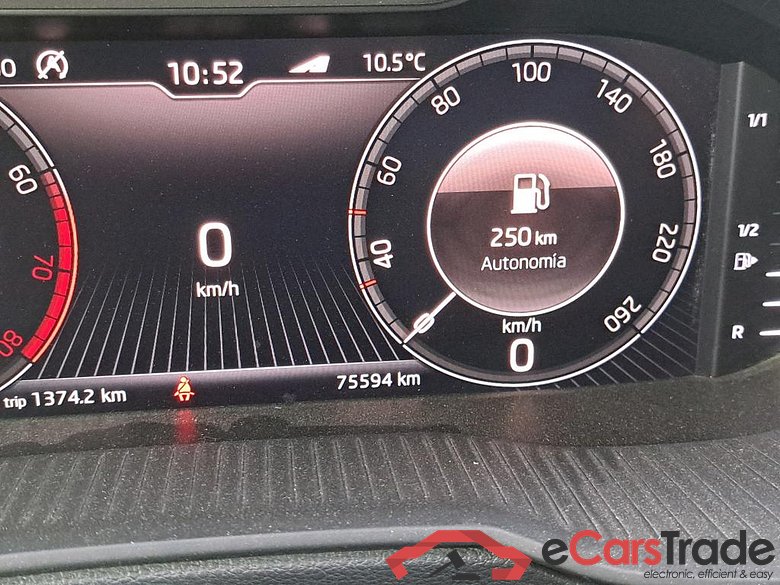 SKODA Octavia / 2016 / 5P / familiar Combi 1.5 TSI 110KW (150CV) DSG Style #5