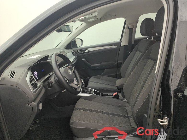 Volkswagen T-Roc 1.5 TSI ACT 110kW Life DSG7 5d #3