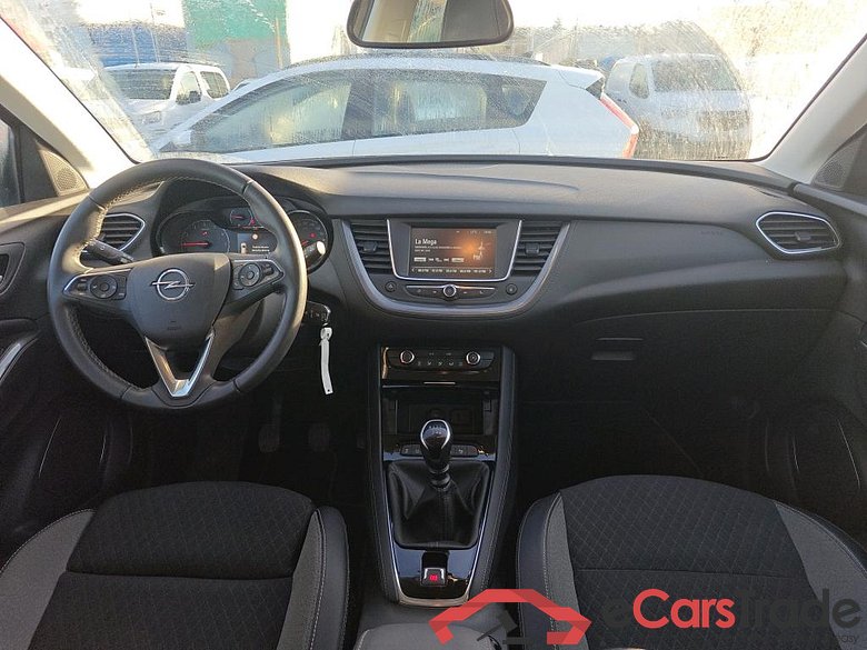 OPEL Grandland X / 2017 / 5P / todoterreno 1.2 Turbo Design Line EPARTNERS #3