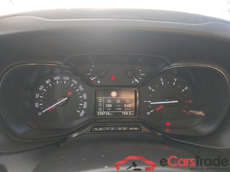 CITROEN Berlingo / 2018 / 4P / monovolumen compacto Talla M BlueHDi 100 S&S LIVE #4