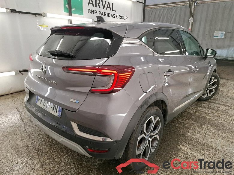 RENAULT Captur / 2019 / 5P / SUV Intens E-TECH Plug-in 160 #3