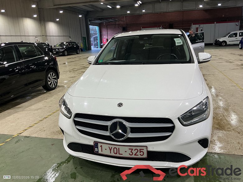 MERCEDES-BENZ CLASSE B (W247) B 180 Business Solution #2