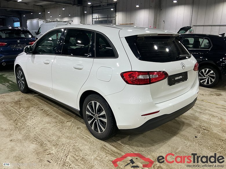 MERCEDES-BENZ CLASSE B (W247) B 180 Business Solution #3