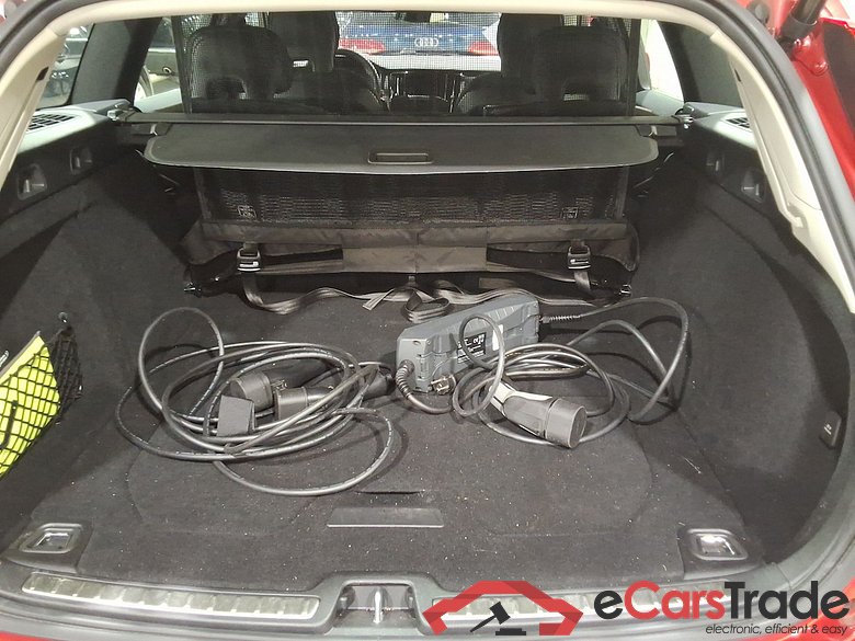 VOLVO V60 2.0 T6 RECHARGE GEARTR INSCRIPTION EXPR #3