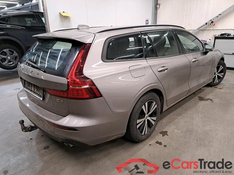VOLVO - VOL V60 D4 190PK With Sensus Navigation & Semi Auto Foldable Trailer Hook #2