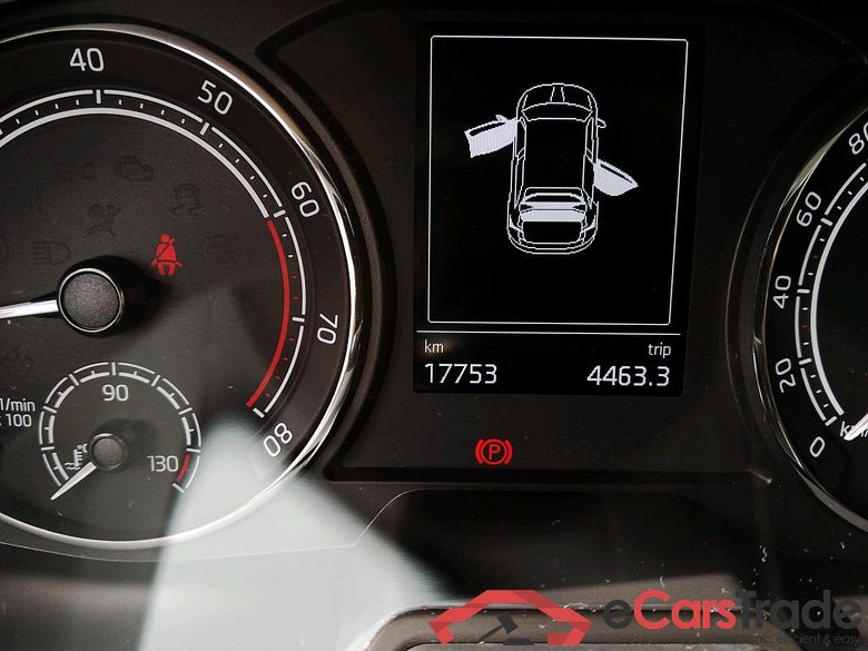 SKODA Fabia / 2021 / 5P / berlina con portón 1.0 TSI 70kW (95CV) Ambition (AC2) #5