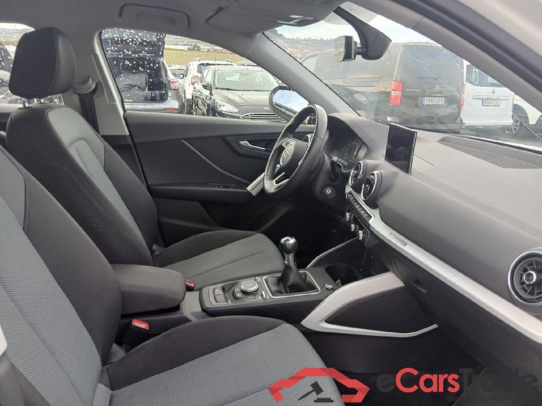 AUDI Q2 / 2016 / 5P / todoterreno Design 30 TFSI 85kW (116CV) #6