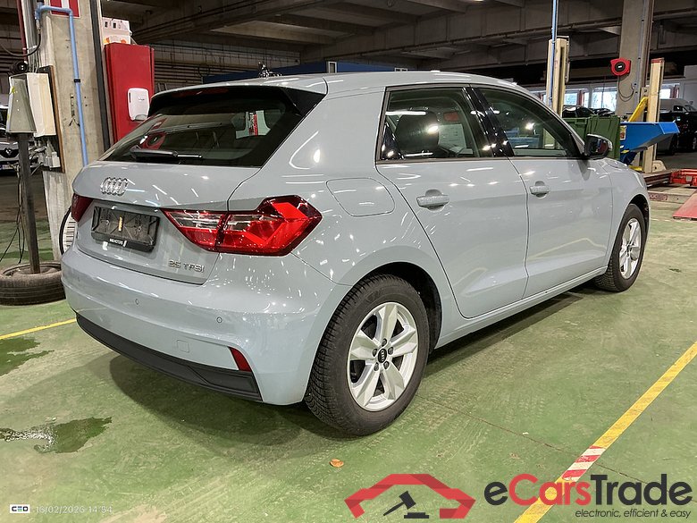 AUDI A1 1.0 25 TFSI #4