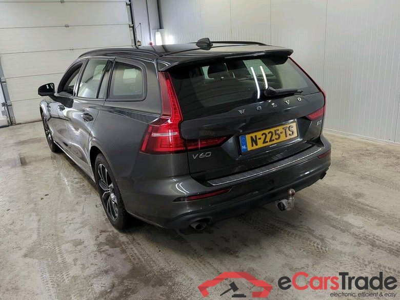 VOLVO V60 2.0 B3 Mom. Adv. #6