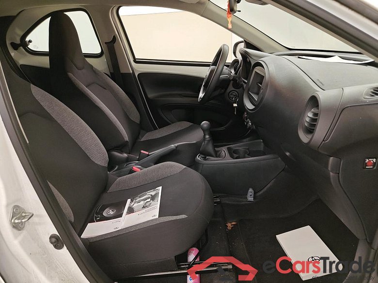 Toyota AYGO X 1.0 VVT-i MT 5d #3