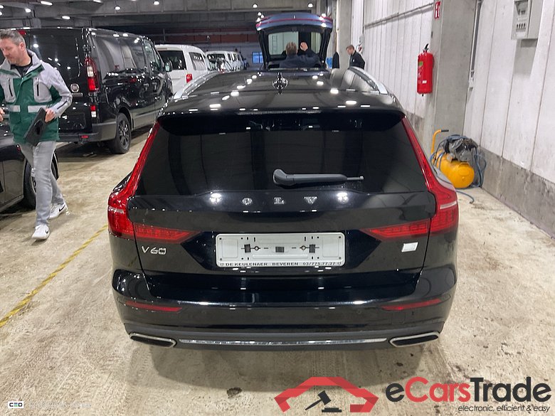 VOLVO V60 - 2018 2.0 T6 TE AWD PHEV Momentum Pro #5