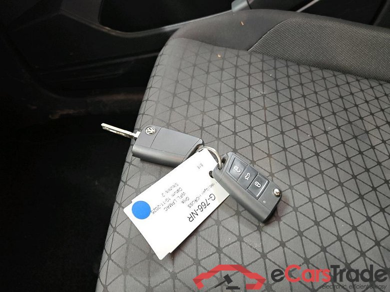 VOLKSWAGEN T-Cross 70 kW #6