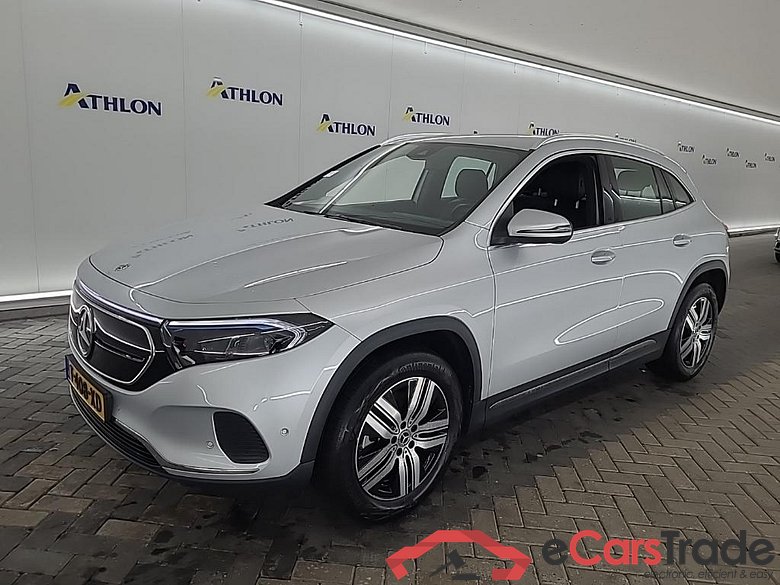 MERCEDES-BENZ EQA EQA 250 Luxury Line auto 5D 140kW