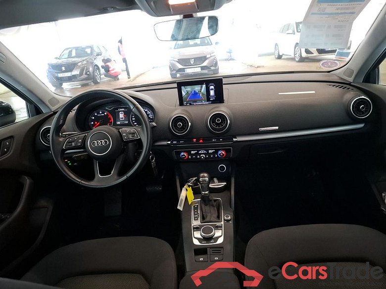 AUDI A3 Sportback / 2016 / 5P / Berline 30 TFSI S TRONIC BUSINESS LINE #5