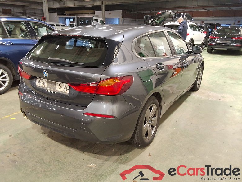 BMW 1 HATCH - 2019 118i OPF #4