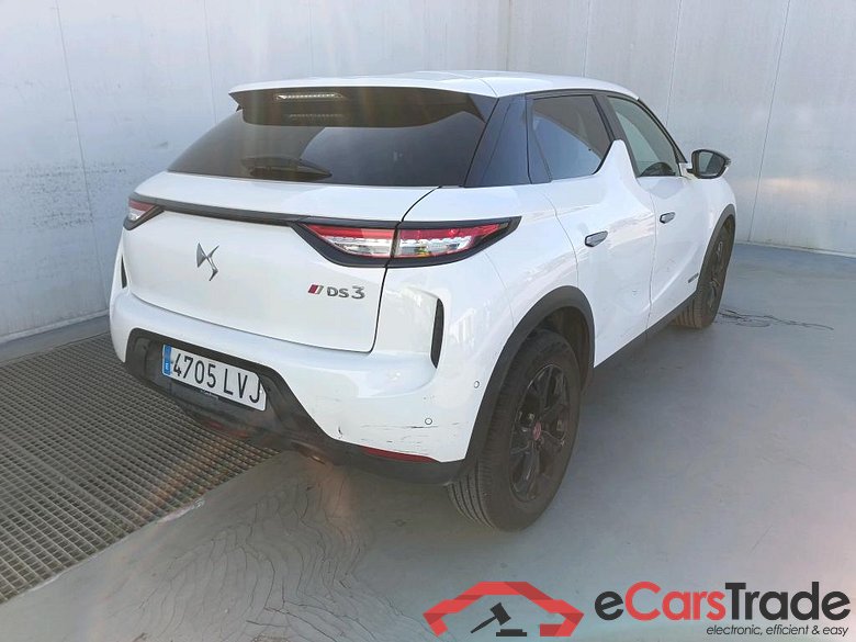 DS DS 3 Crossback / 2018 / 5P / todoterreno PureTech 73 kW Manual PERFORMANCE LINE (AC) #2