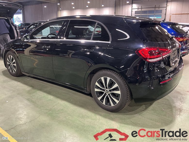 MERCEDES-BENZ CLASSE A (W177) A 180 Business Solution #3