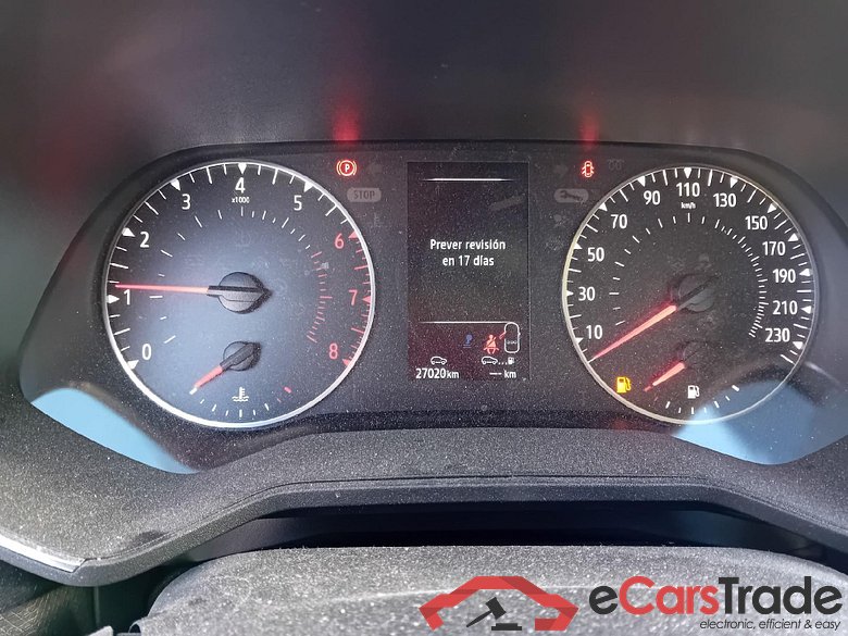 RENAULT Clio / 2019 / 5P / berlina con portón Intens TCe 67 kW (91CV) (AC) #4