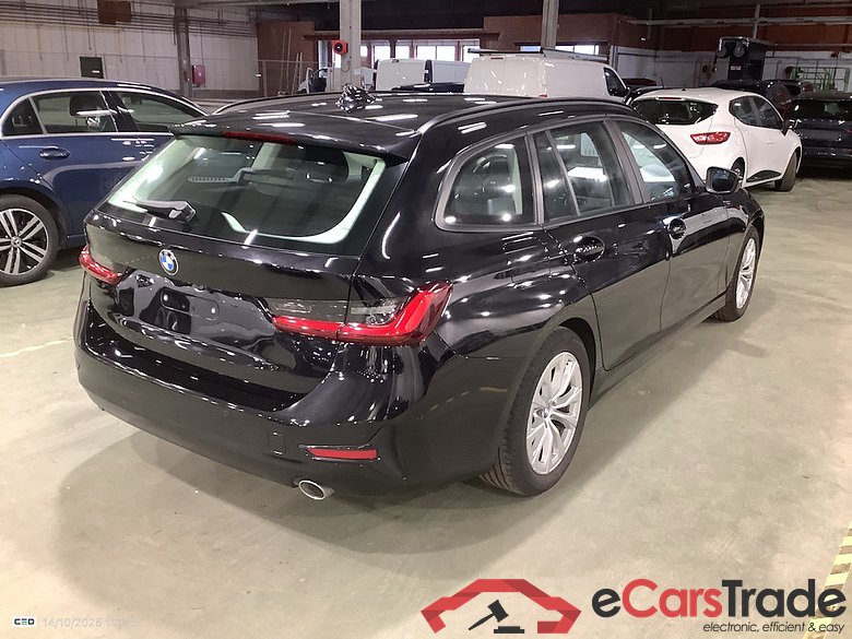 BMW 3 SERIES TOURING 2.0 318DA (100KW) TOURING #4