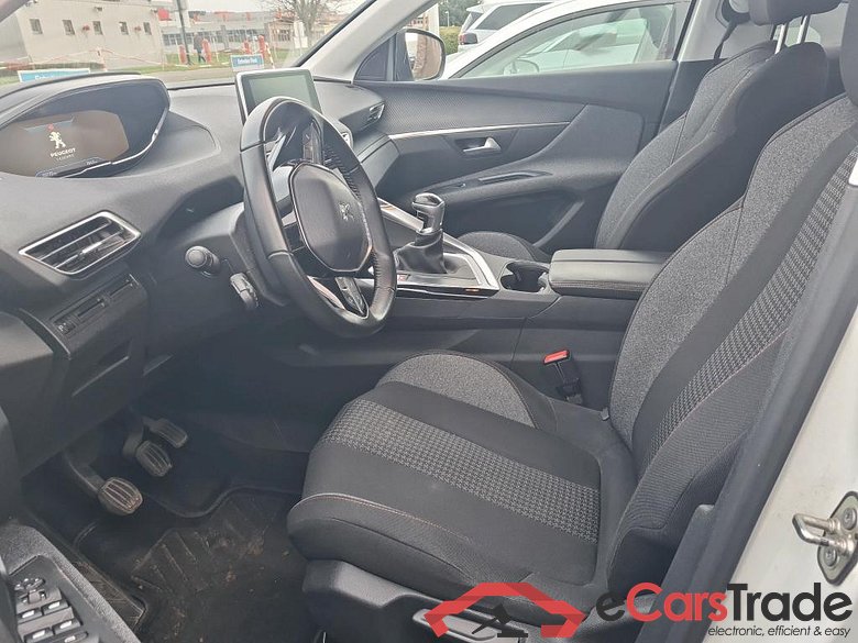 PEUGEOT 3008 1.5 BLUEHDI 96KW S&S ACTIVE #5