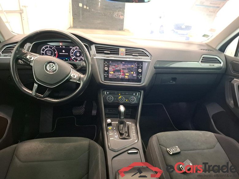 VOLKSWAGEN Tiguan 5p SUV 2.0 TDI 150 DSG7 Carat #5