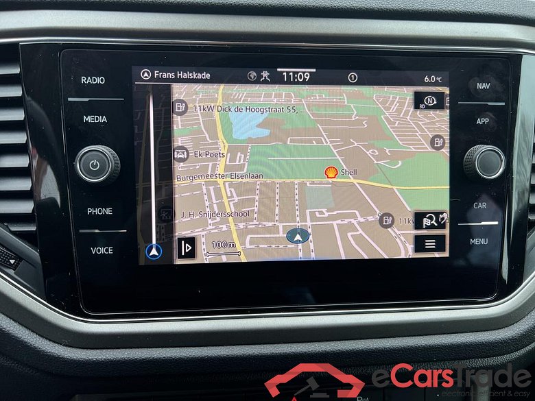 VOLKSWAGEN T-Roc 81 kW #3