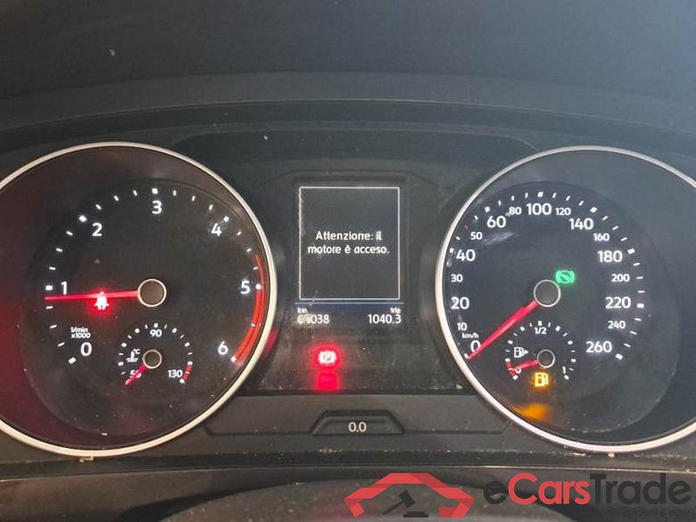 VOLKSWAGEN TIGUAN / 2020 / 5P / SUV 2.0 TDI SCR 110KW LIFE DSG #4