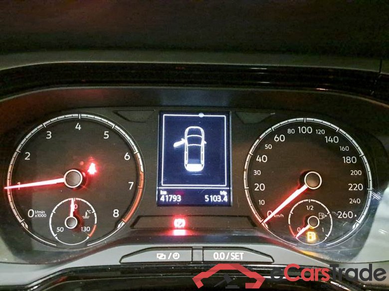 VOLKSWAGEN POLO / 2017 / 5P / BERLINA 1.0 EVO 59KW COMFORTLINE BMT #4