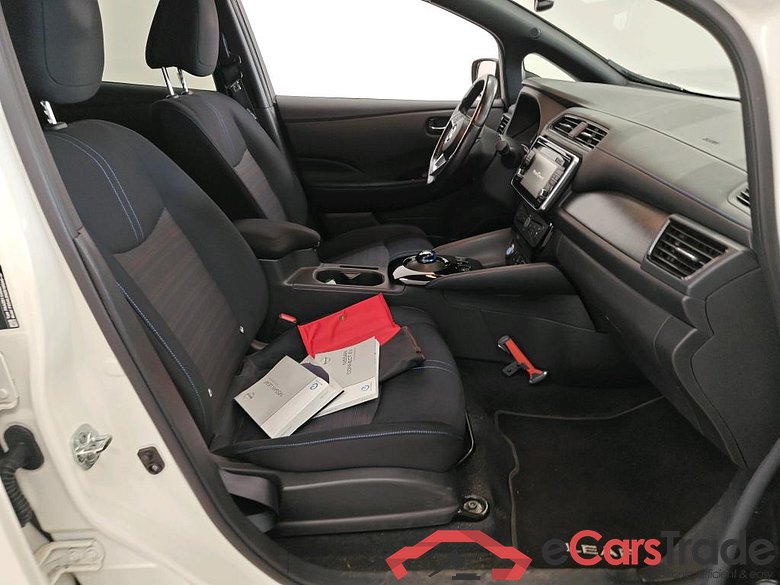 Nissan Leaf N-CONNECTA 40kWh 5d #3